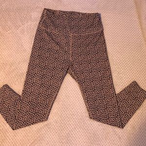 Cheetah print leggings